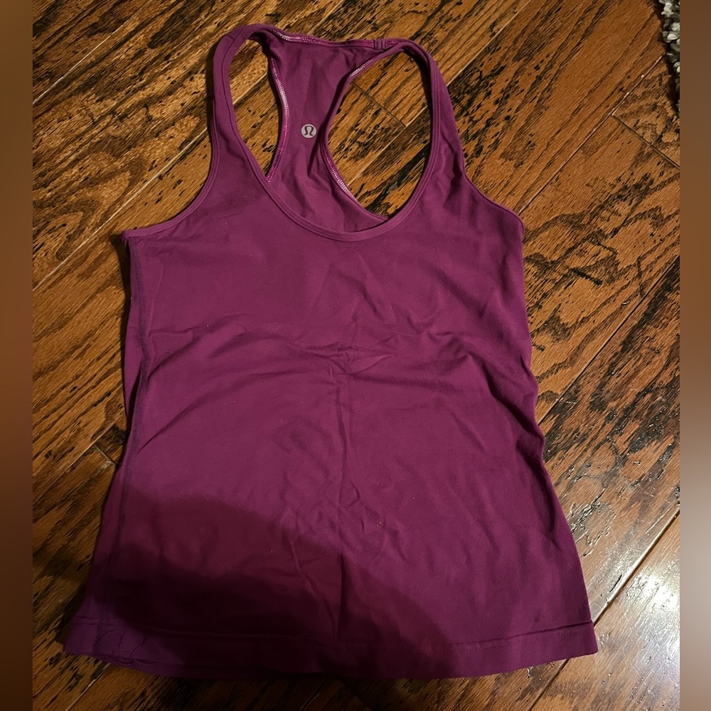 Lululemon tank top